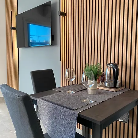Apartment Nissi Avenue
