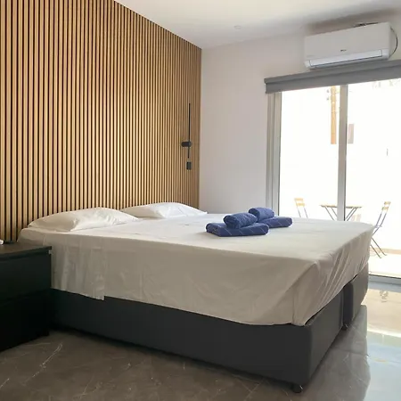 Nissi Avenue * Ayia Napa