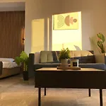 Apartment Nissi Avenue