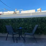 Nissi Avenue Apartment *