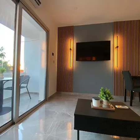 Apartment Nissi Avenue