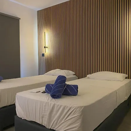 Nissi Avenue 圣纳帕