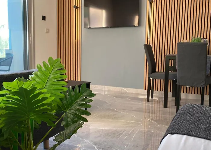 Nissi Avenue Appartamento