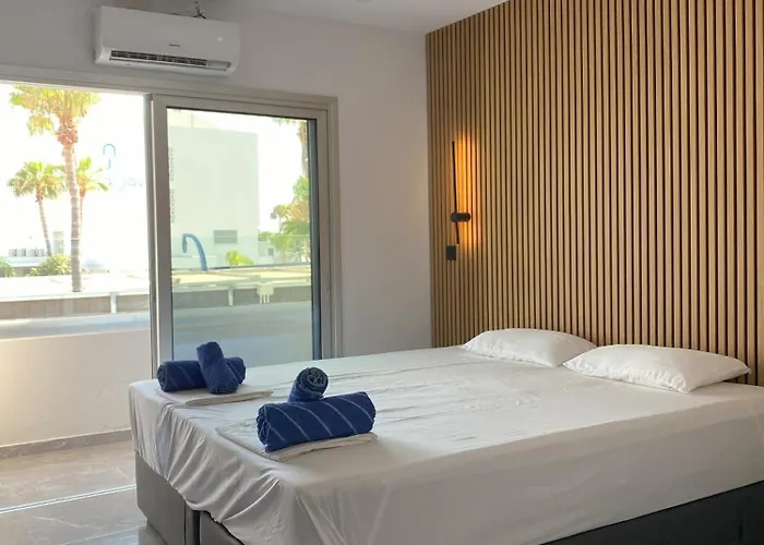 Appartamento Nissi Avenue