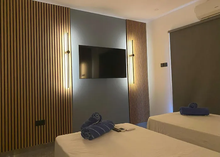 Nissi Avenue * Ayia Napa